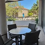 Velekasunrise Appartement *
