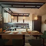 Velekasunrise Appartement Sinemoretz