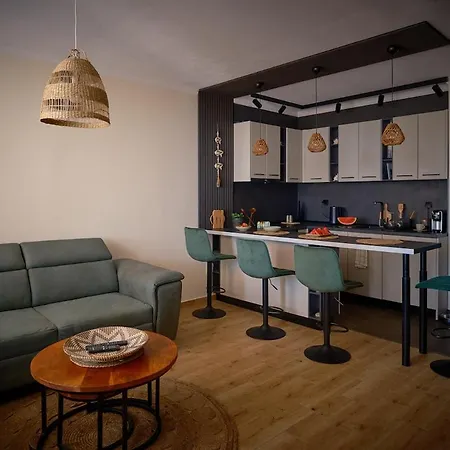 Velekasunrise Apartament Sinemoreț